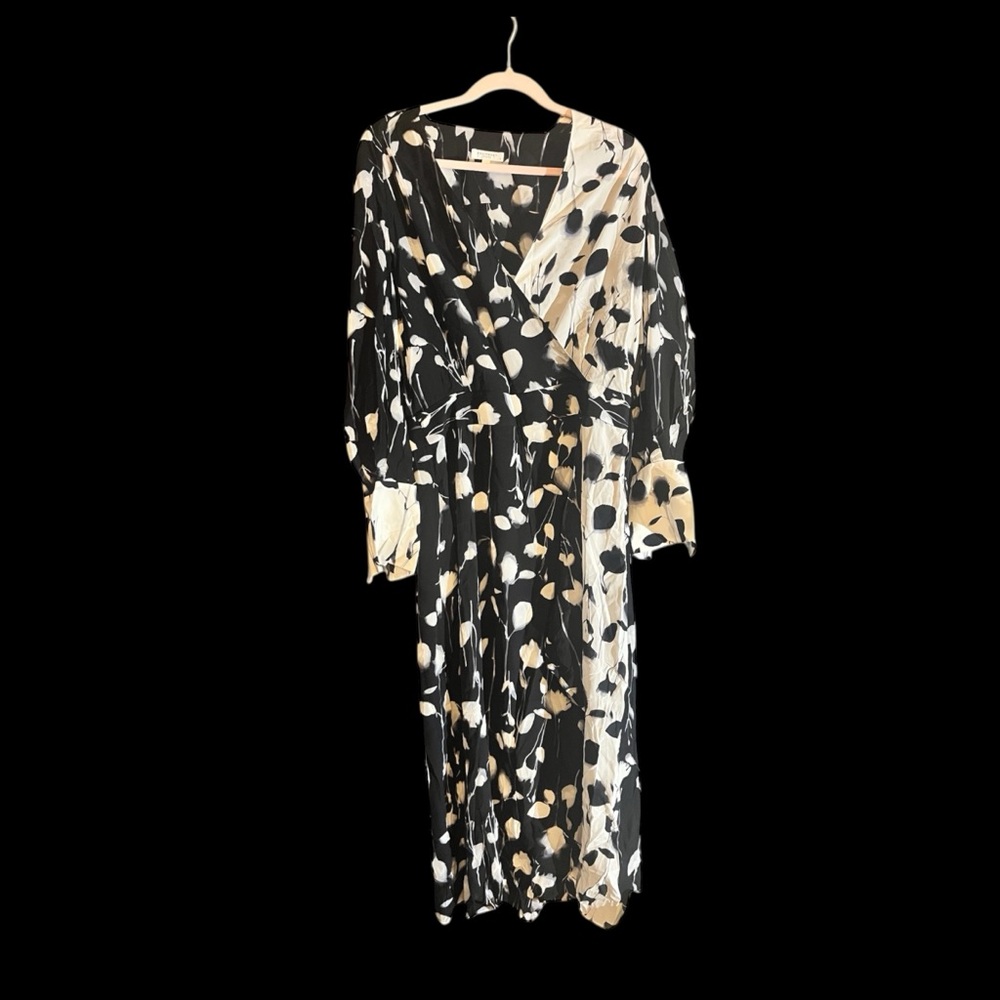 Equipment Femme Neema Silk Wrap Midi Dress Floral Black NWT Size 6